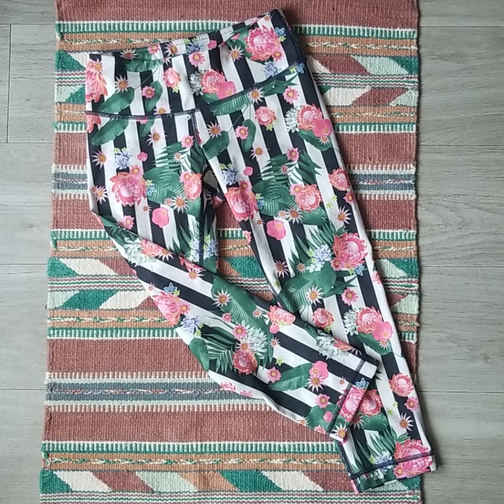 Lululemon Wunder Under Crop